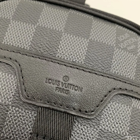 WIS UTILITY BAG VUITTON LOUIS BUSINESS 0728